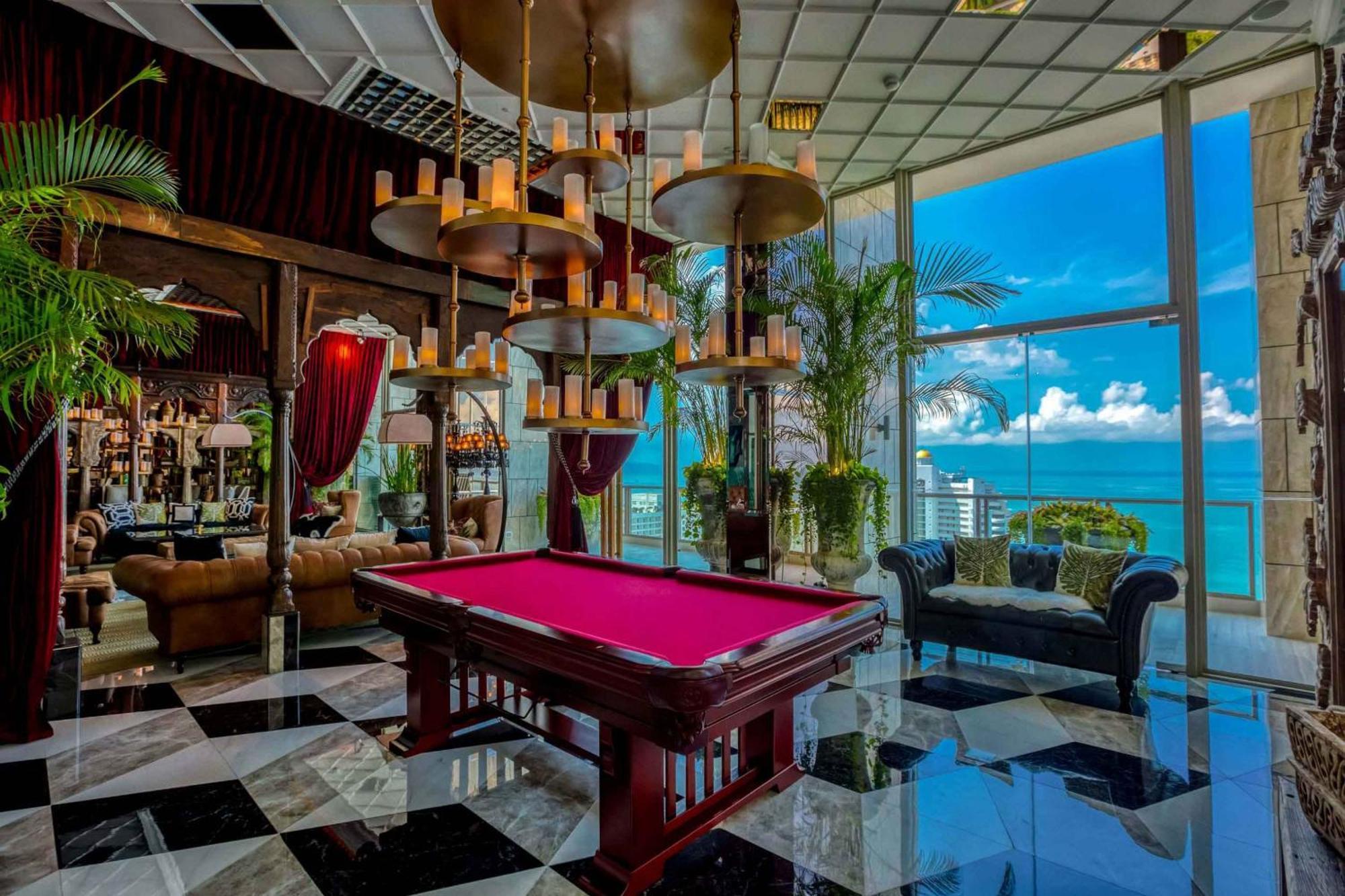 The Riviera Jomtien By Pattaya Holiday Екстериор снимка